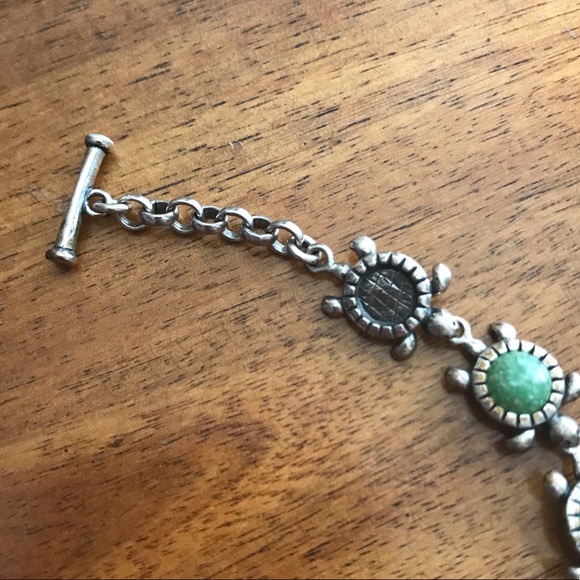 Turquoise & Jade Sterling Silver Turtle Bracelet - Picture 3 of 7